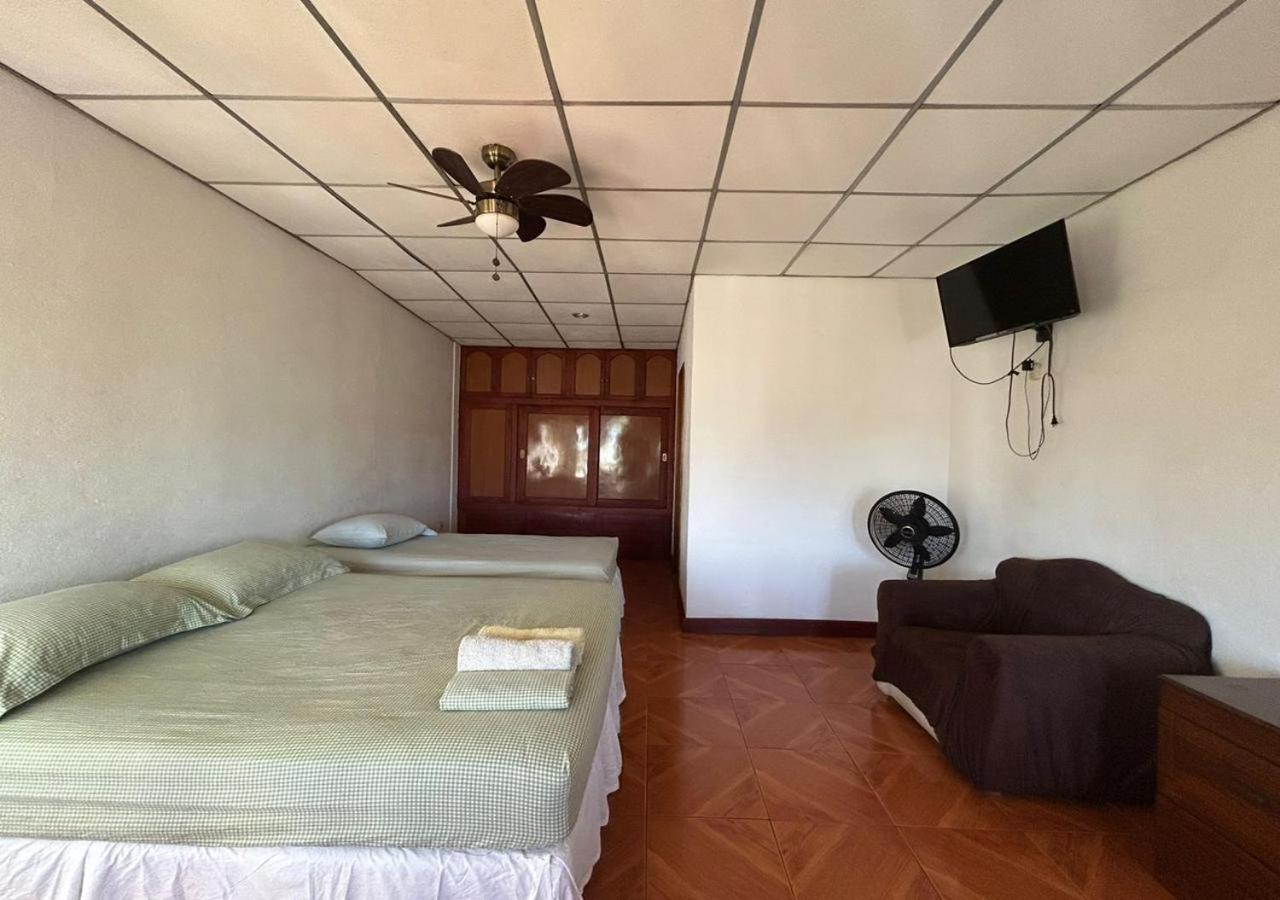 Casa Robles - Your Stay Near Airport Managua Dış mekan fotoğraf