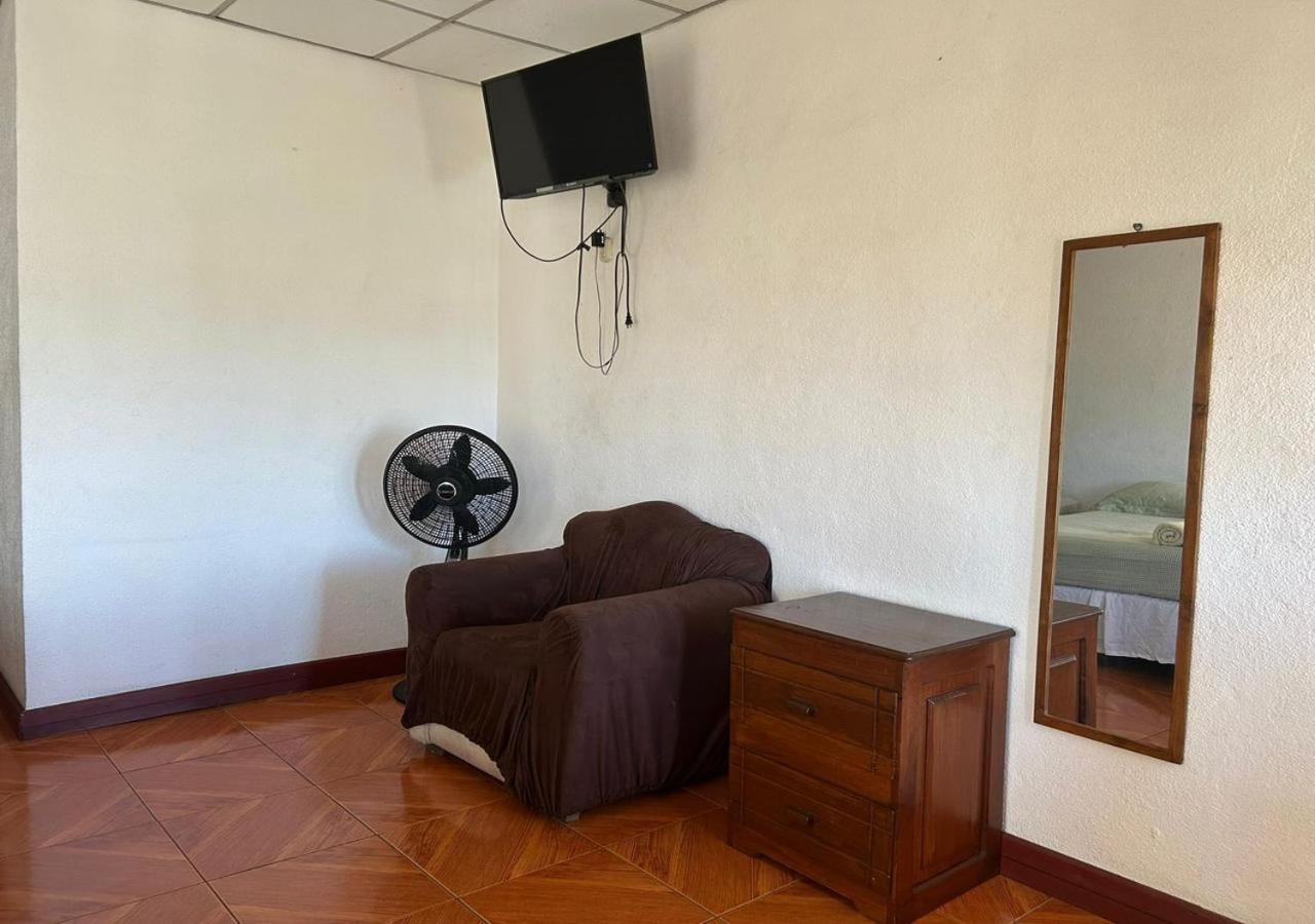 Casa Robles - Your Stay Near Airport Managua Dış mekan fotoğraf